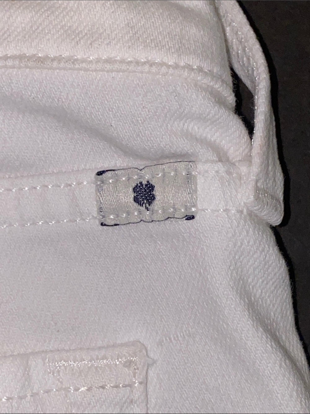 Lucky Brand Size 6/28 "Sofia Skimmer" mid-rise curvy fit cropped jeans - Picture 7 of 14